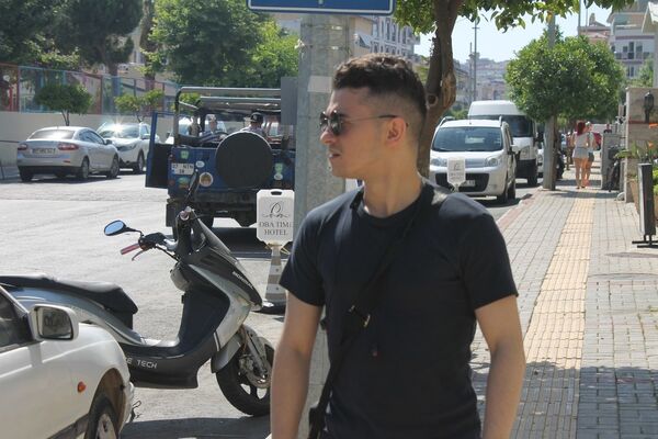  -,   Razer, 34 ,   ,   , c 