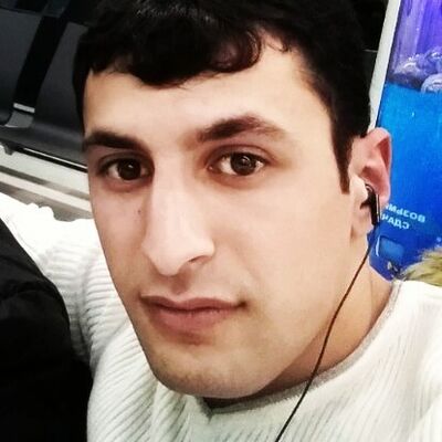  ,   Artur, 30 ,   ,   