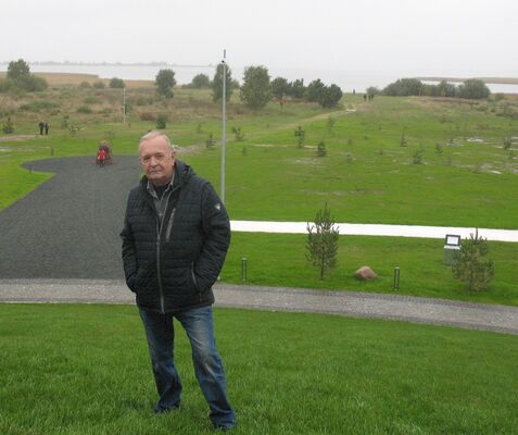   ,   Yury, 66 ,     , c 