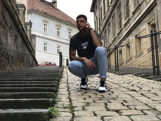  ,   Artem, 30 ,   ,   