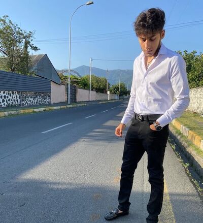 ,   Vasif, 25 ,   ,   