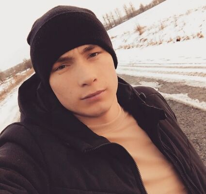  Bielany Wroclawskie,   Vlad, 24 ,   ,   