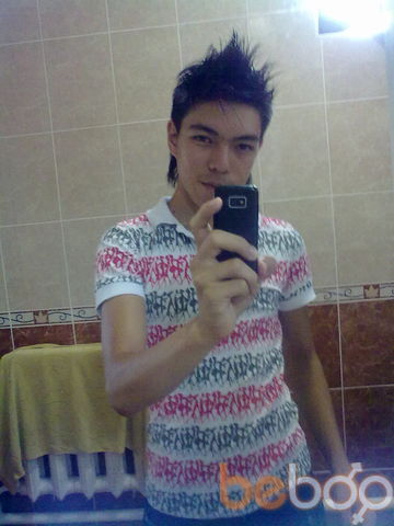  ,   ERIK, 32 ,   ,   , c 