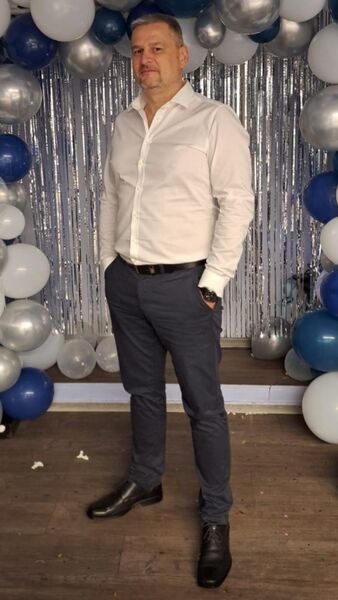  ,   Albert, 48 ,   ,   , c , 