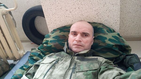  ,   Alik, 42 ,   ,   