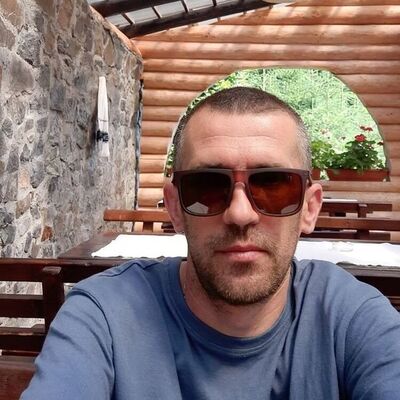  ,   Arsen, 49 ,   ,   