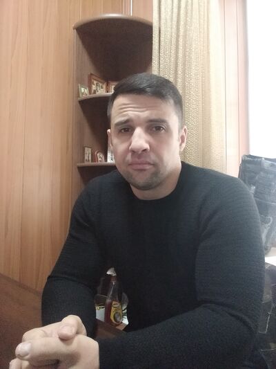  ,   Alex, 41 ,   ,   