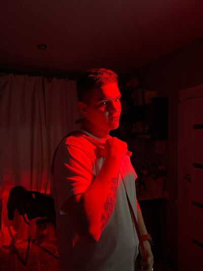  ,   Vito, 20 ,   ,   , c , 