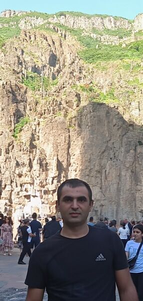  ,   Alyosha, 37 ,   ,   