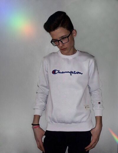  --,   , 25 ,   