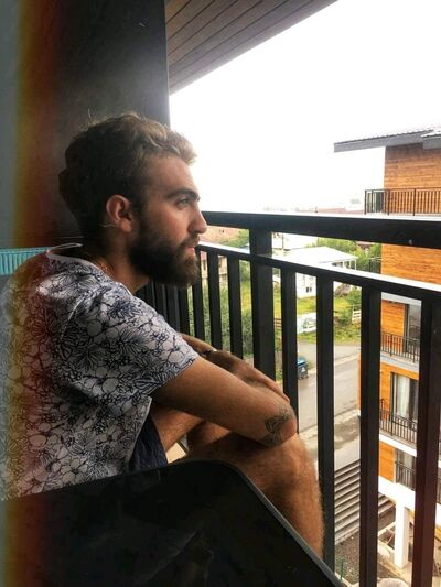  ,   Leons, 37 ,   ,   