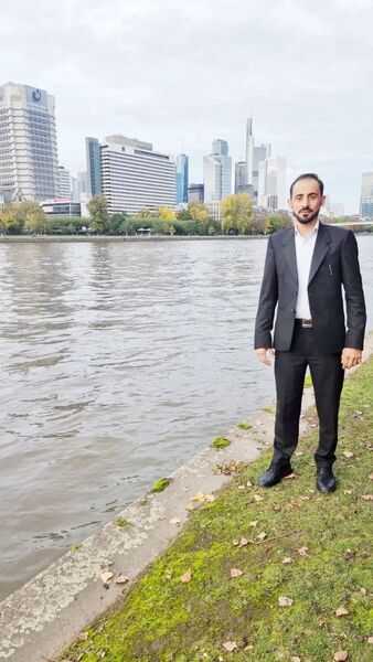  Frankfurt am Main,   Karim, 35 ,   ,   