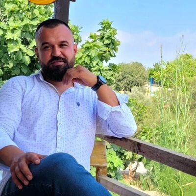  ,   Faruk, 36 ,   ,   