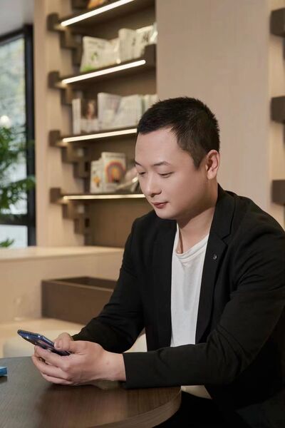  Xuzhou,   Gary, 36 ,     , c 