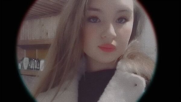  ,   Adelina, 18 ,   ,   