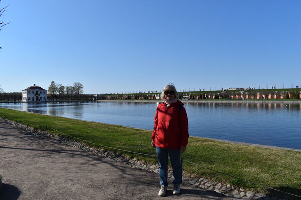  -,   NADEZHDA, 63 ,   ,   , c 