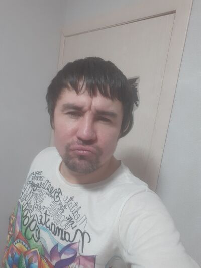  ,   Marat, 40 ,   ,   