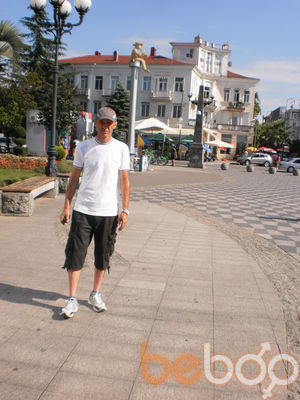  ,   Muro, 52 ,   