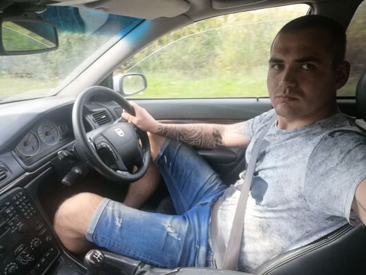  ,   Yurii, 31 ,   ,   , c 