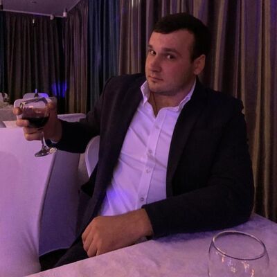  ,   Konstantin, 32 ,   ,   