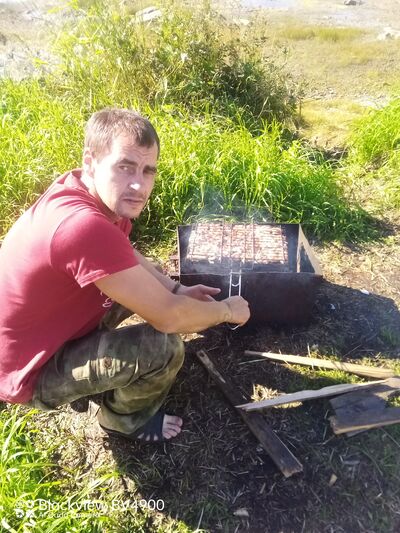  ,   Konstantin, 40 ,   ,   
