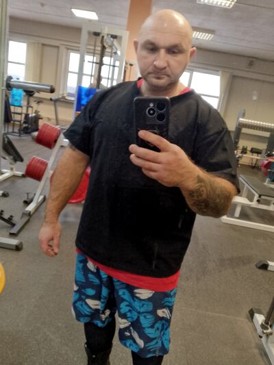  ,   Mikhail, 42 ,   ,   , c 
