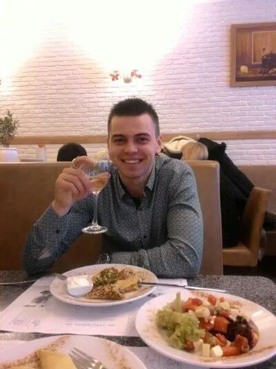  ,   Denis, 31 ,   ,   