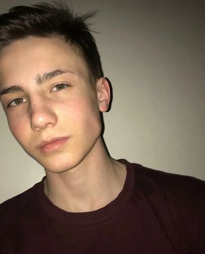  ,   , 19 ,     , c 