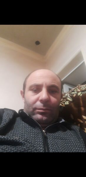  ,   Tyom, 39 ,   ,   
