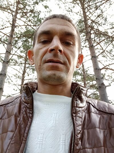  ,   Aleksandr, 34 ,     