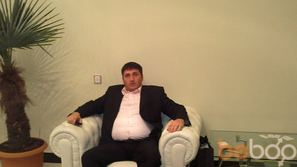  2266380  Armen, 44 ,    
