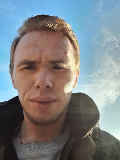  ,   Alex, 27 ,   ,   , c , 