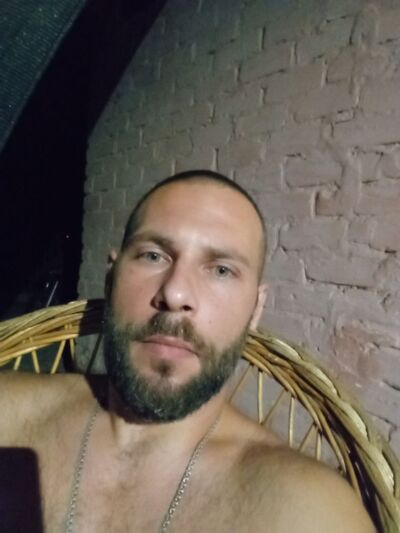  ,   Denis, 30 ,   ,   