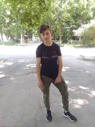  ,   Mihai, 23 ,   ,   , c , 