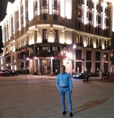  Warszawa,   Viacheslav, 32 ,  
