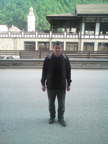  ,   Ikrom, 40 ,   ,   , c 