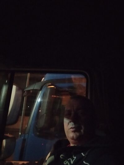  ,   Jonas, 50 ,  