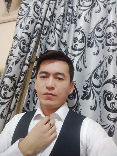  ,   Nurik, 32 ,   ,   
