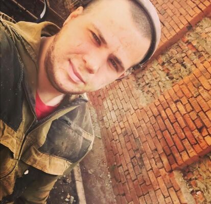  ,   Lyonchik, 27 ,     , c 