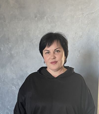  ,   Elena, 48 ,     , c 
