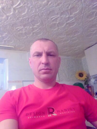  ,   Andrey, 41 ,   c 