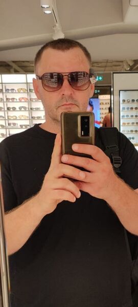  ,   Aleksandr, 42 ,   ,   