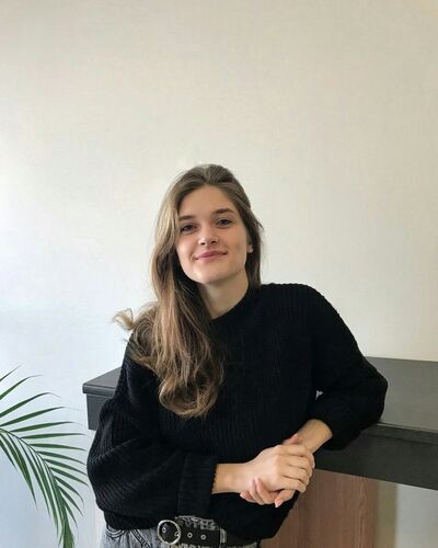  ,   Yasmina, 28 ,   ,   