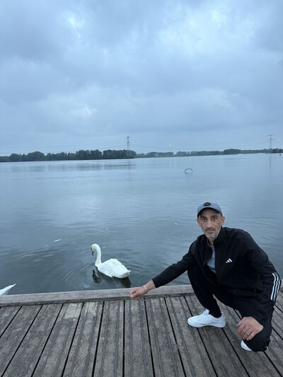  ,   Anvar, 35 ,   ,   
