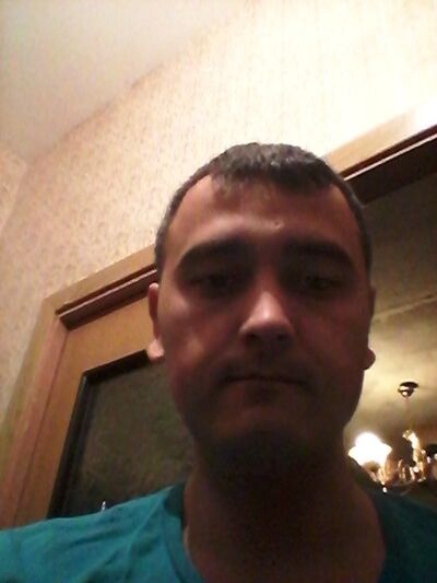  ,   Man, 40 ,   
