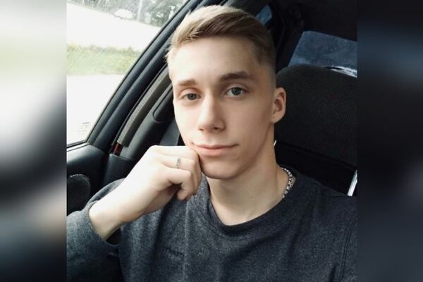  ,   , 28 ,   ,   