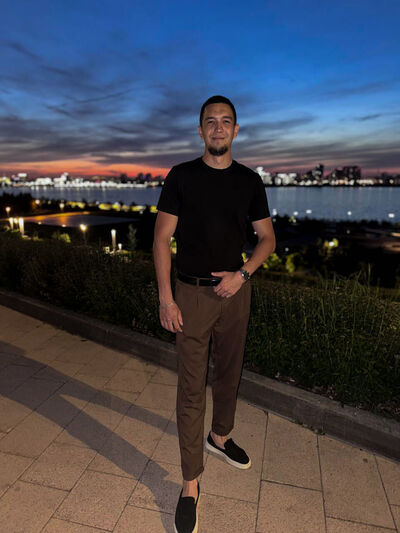  ,   Ruslan, 24 ,   ,   