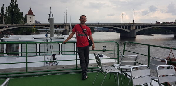  ,   Dima, 44 ,   