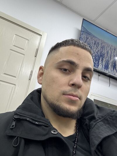  ,   Victor, 26 ,   ,   