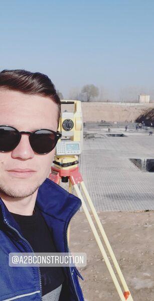  ,   Okhunov, 32 ,     , c 